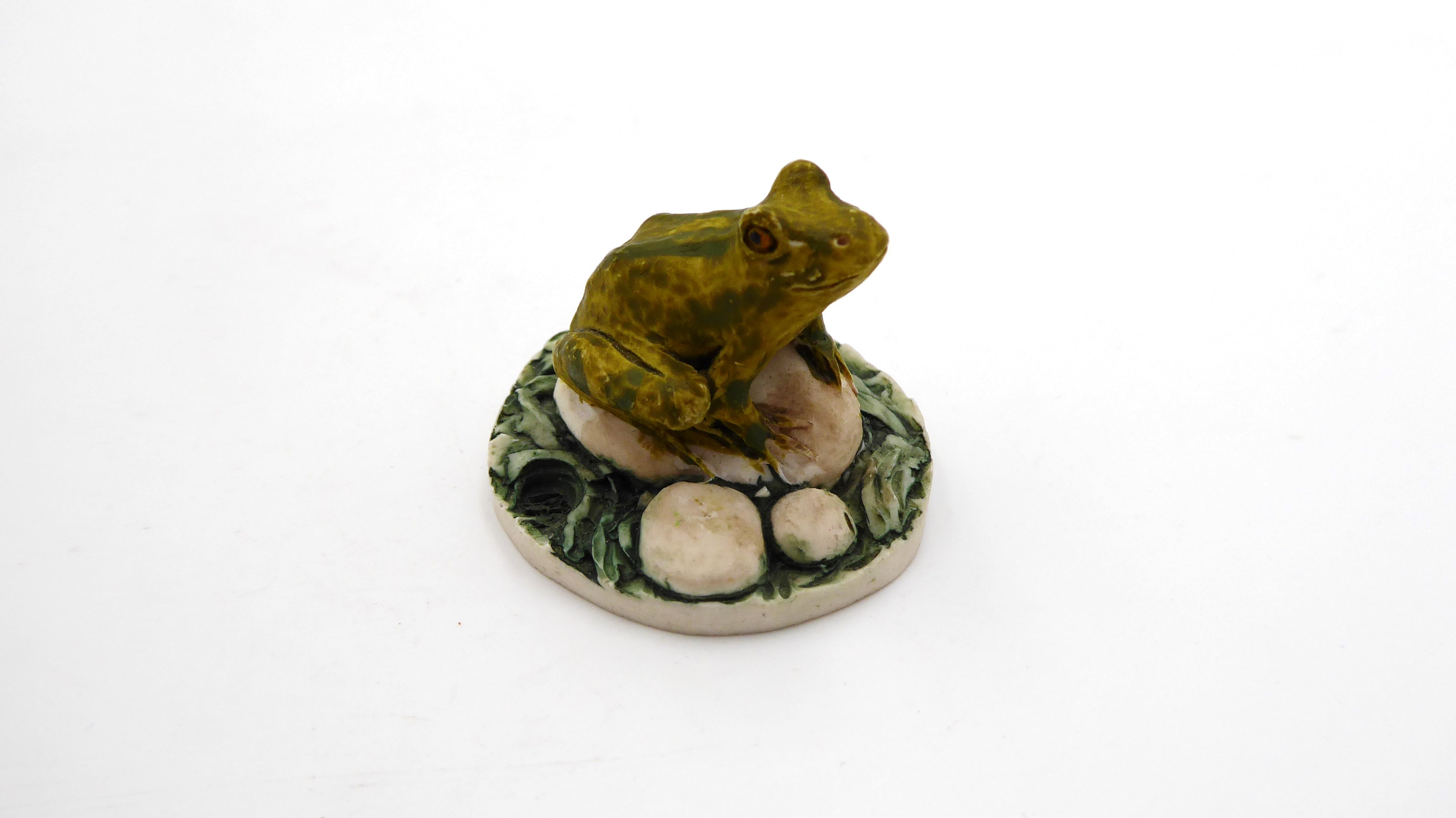 Petite grenouille made in scotland