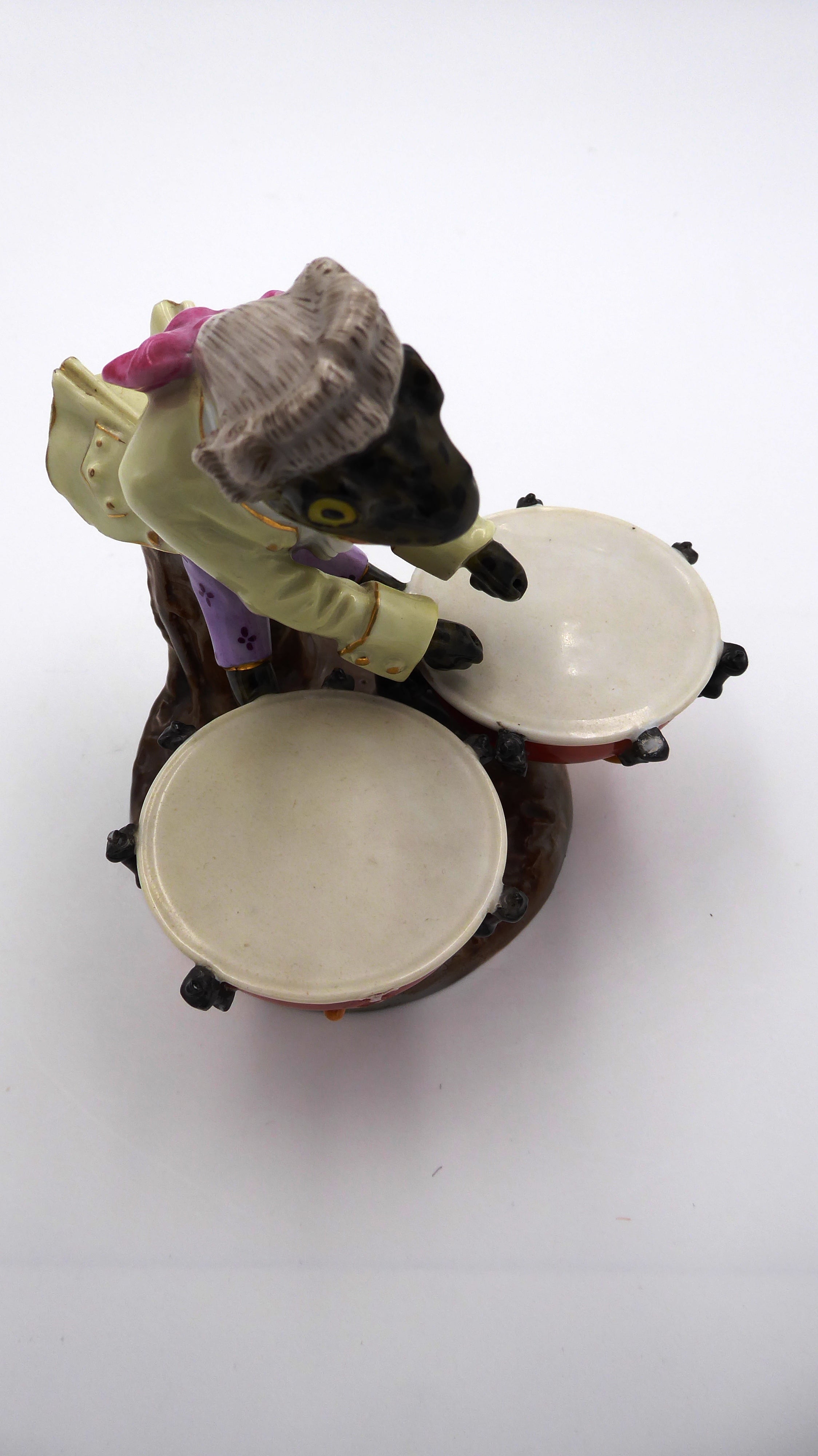Exceptionnelle collection de grenouilles musiciennes en porcelaine de SAXE