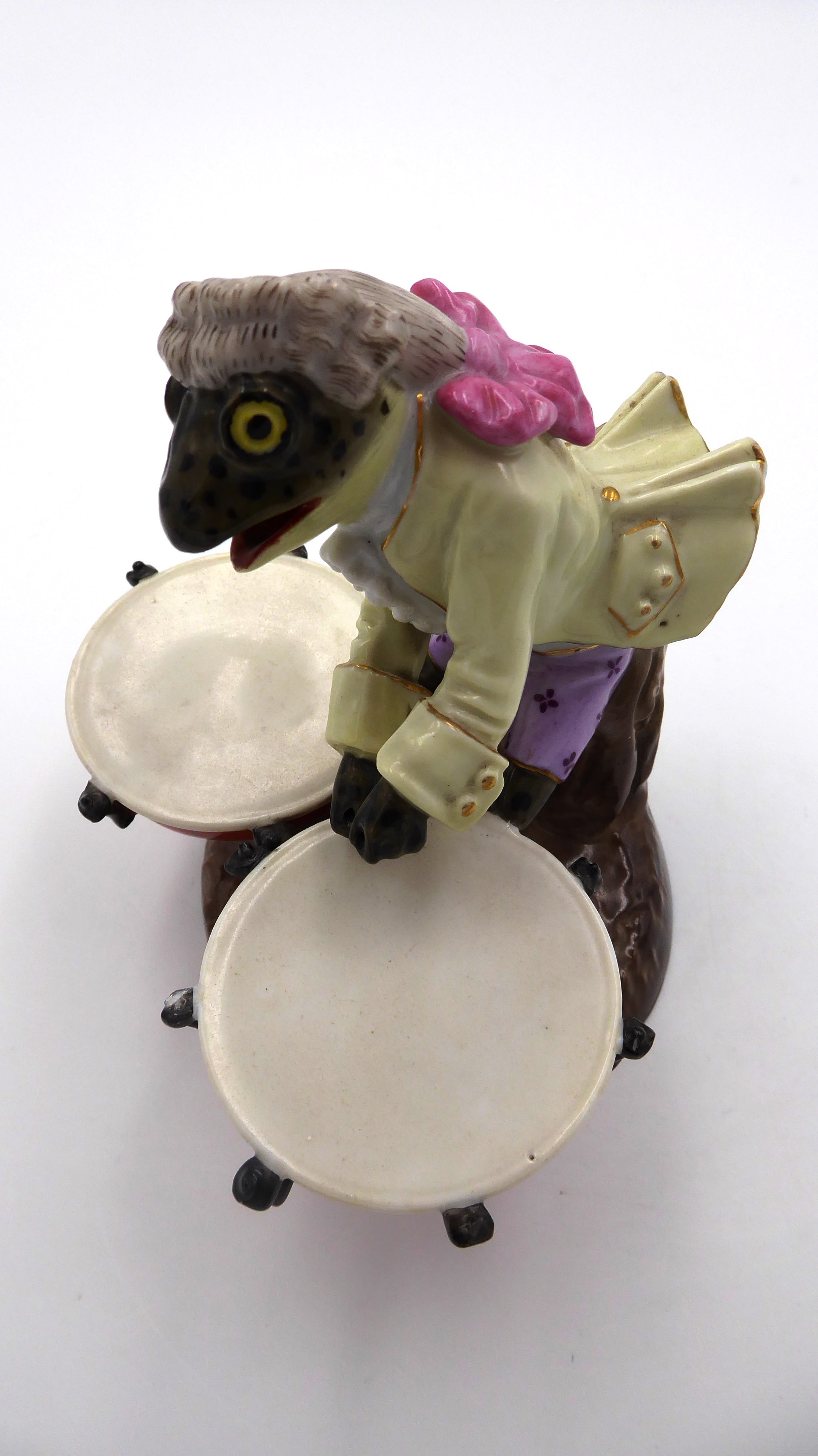 Exceptionnelle collection de grenouilles musiciennes en porcelaine de SAXE