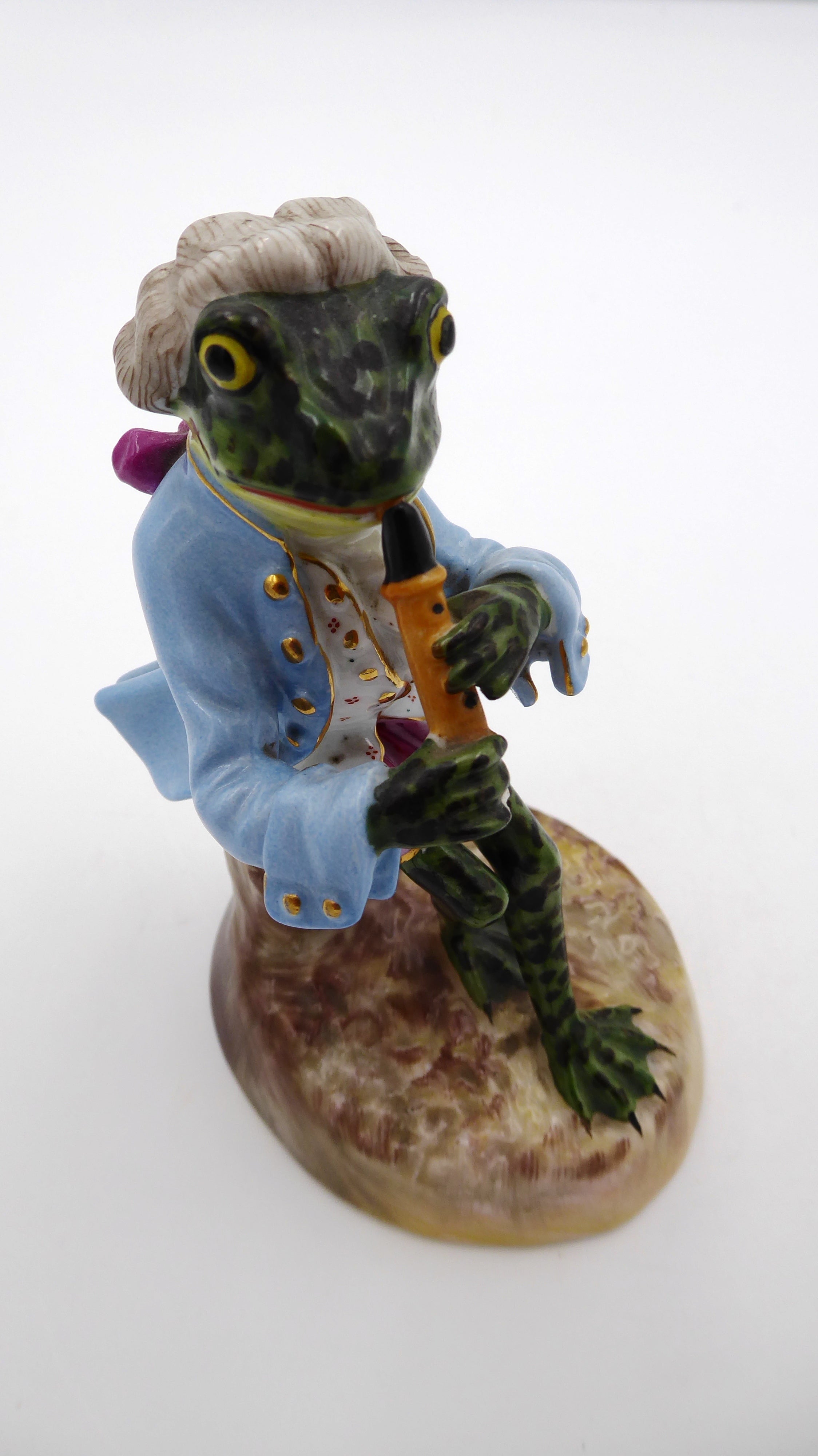 Exceptionnelle collection de grenouilles musiciennes en porcelaine de SAXE