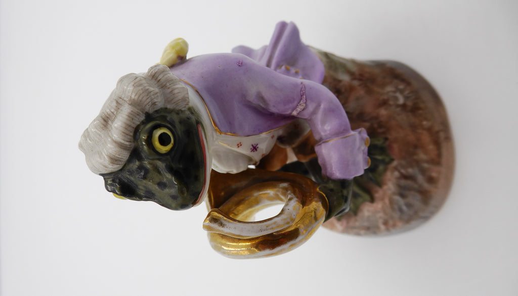 Exceptionnelle collection de grenouilles musiciennes en porcelaine de SAXE