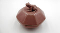 Vieille boite en céramique marron/mauve