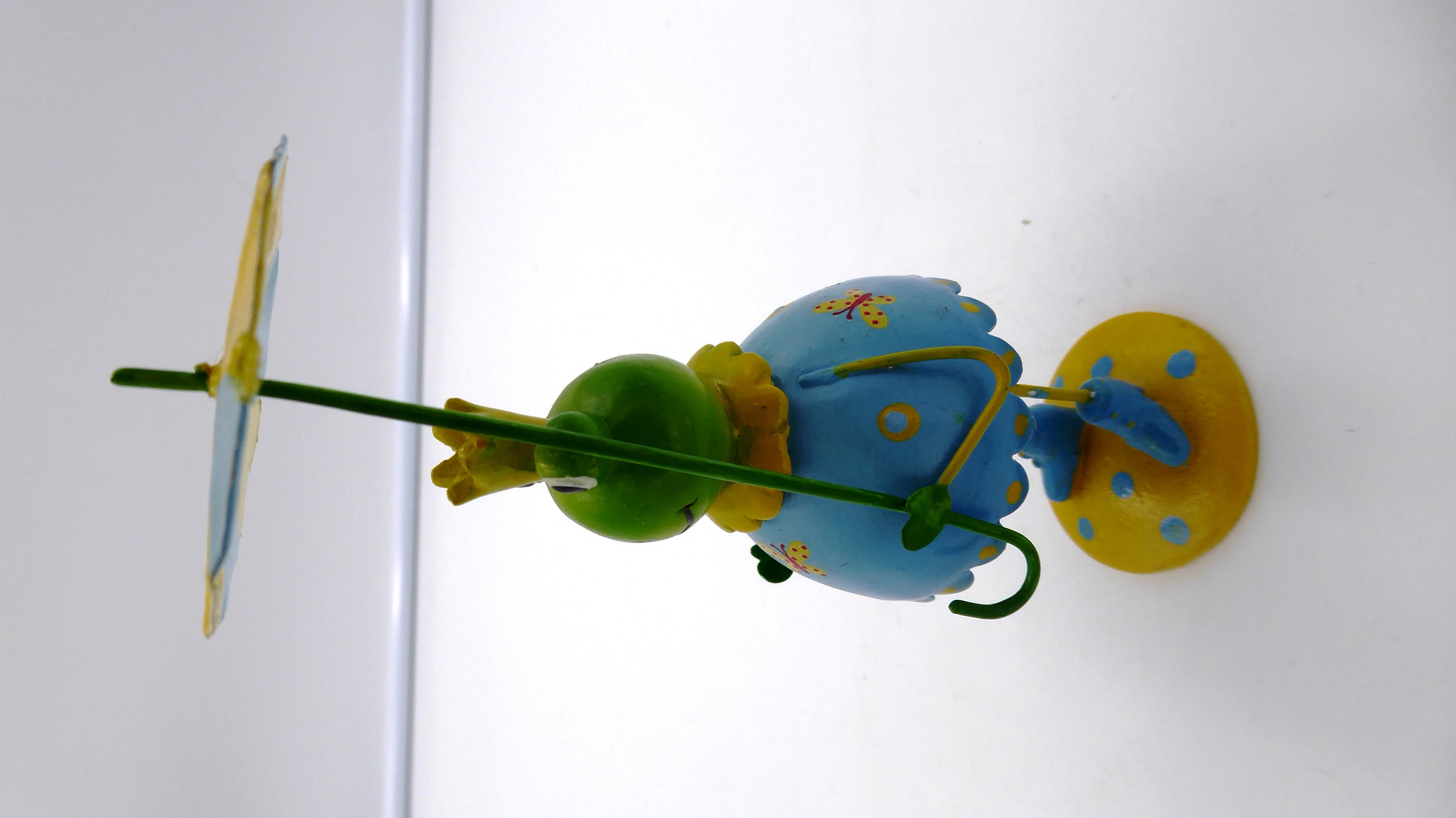 Original petit assemblage bois grenouille sur ressort (Elle ondule)