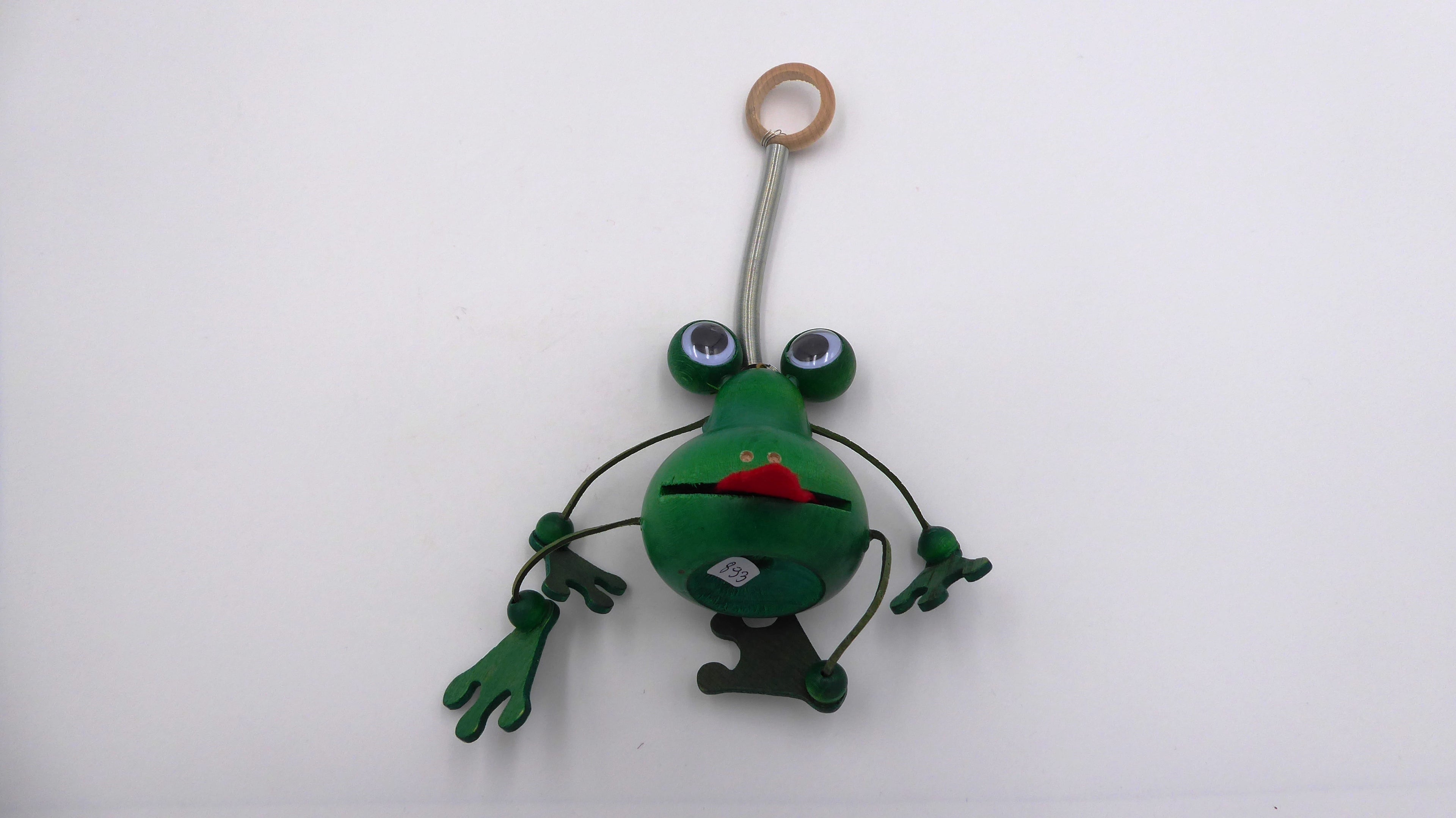 Originale grenouille à suspendre en bois teinté