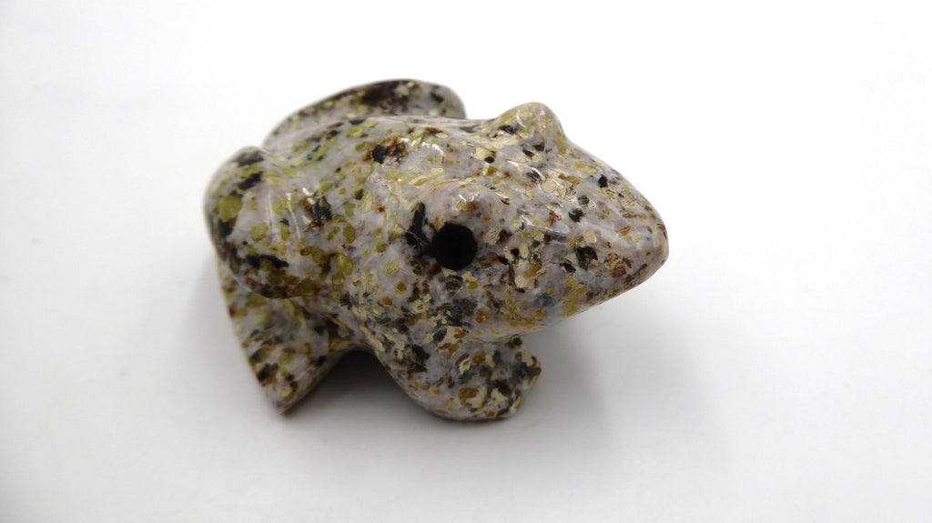 Grenouille en pierre tacheté et vernis