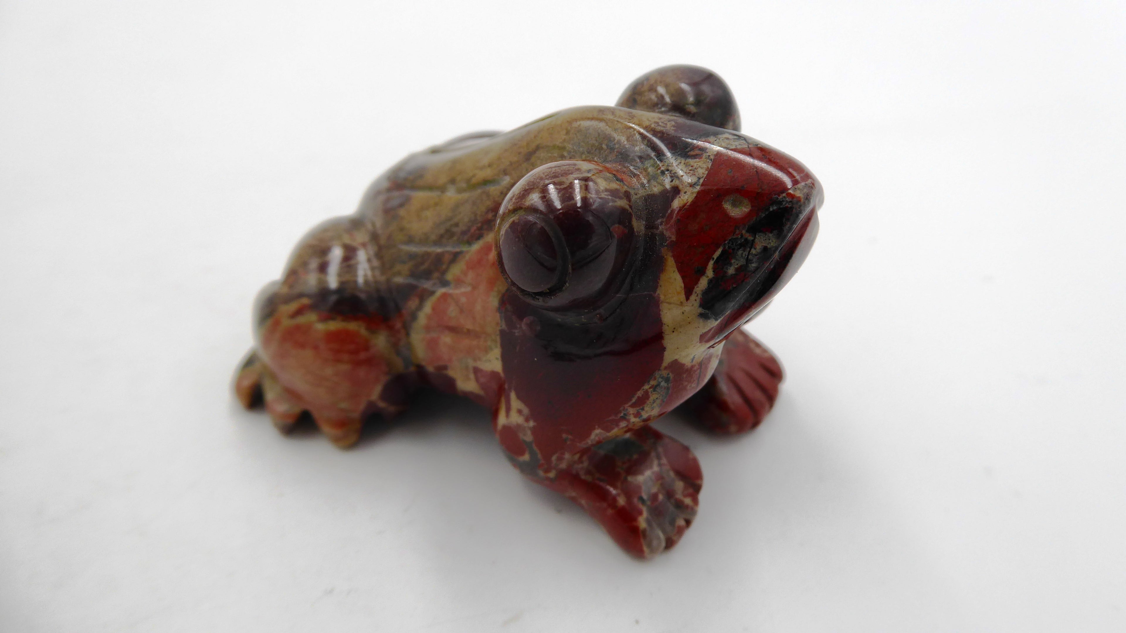 Superbe grenouille en onyx aux rares couleurs