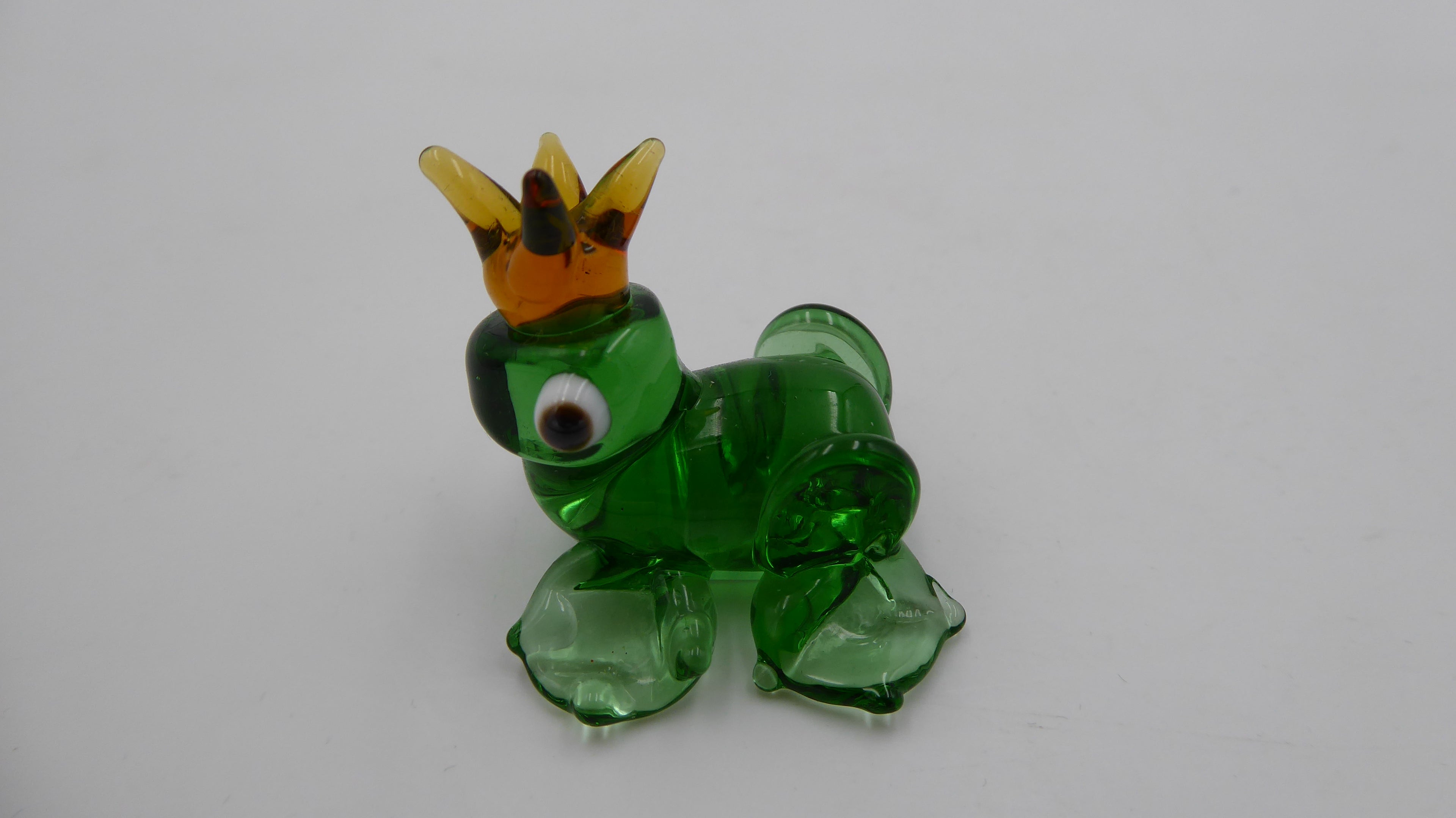 Petite grenouille roi en verre soufflé vert