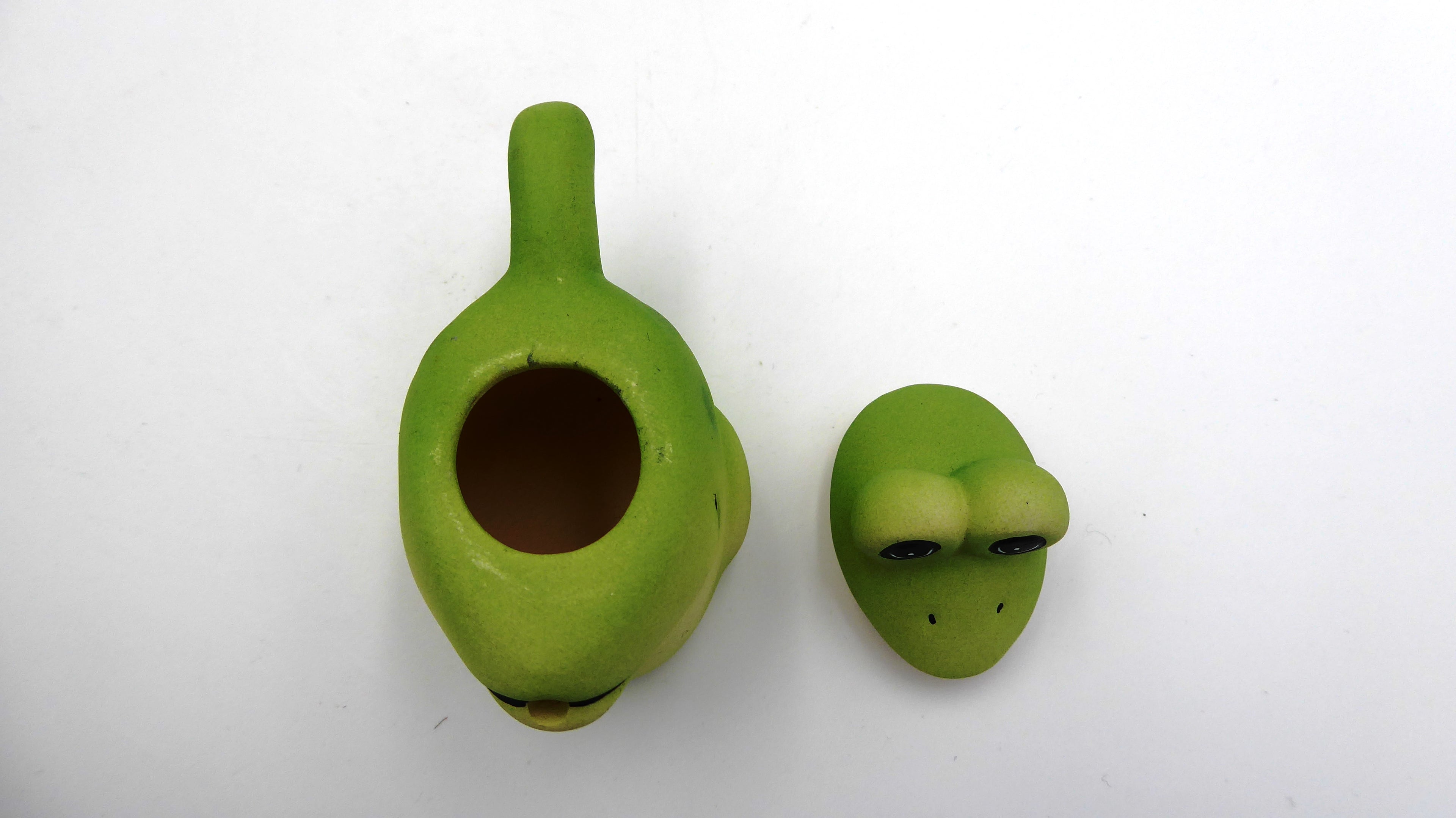 Petite cruche en céramique mate