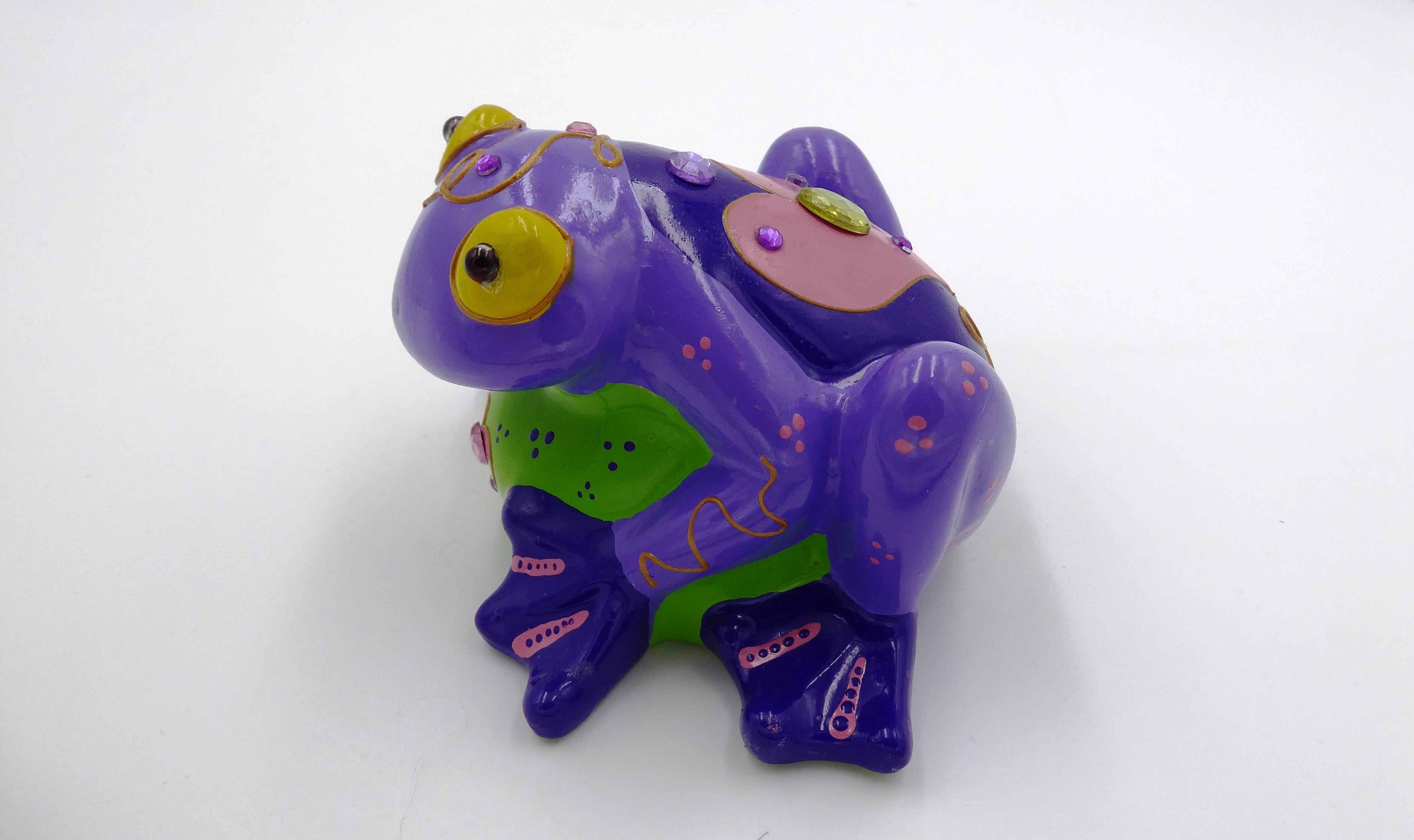 Travail artisanal signé L. TERRIER 2019 céramique avec incrustations