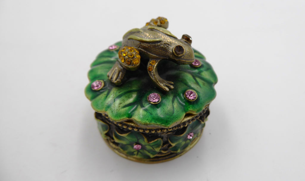Superbe petite boite à bijoux en laiton émaillé et strass