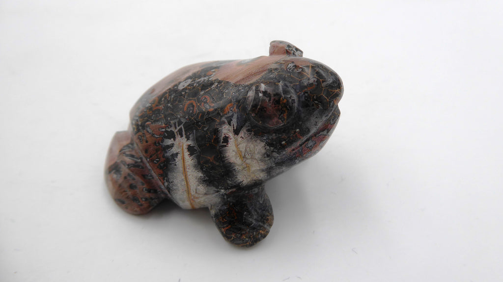 Petite grenouille en rhodonite